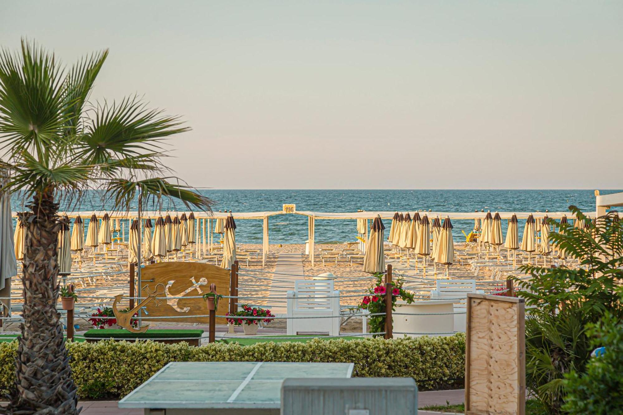 Avana Fronte Mare Hotel Riccione