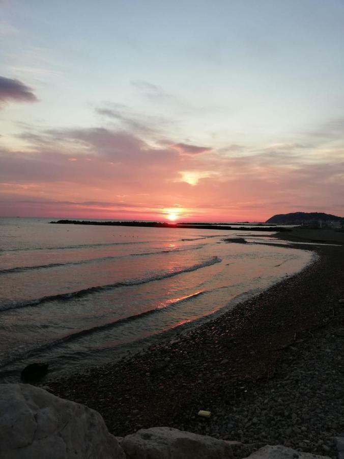 Avana Fronte Mare 3* Riccione